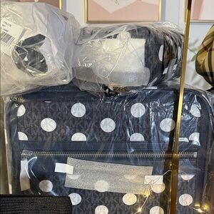 @lissbth2 Michael Kors Polka Dot Luggage Set